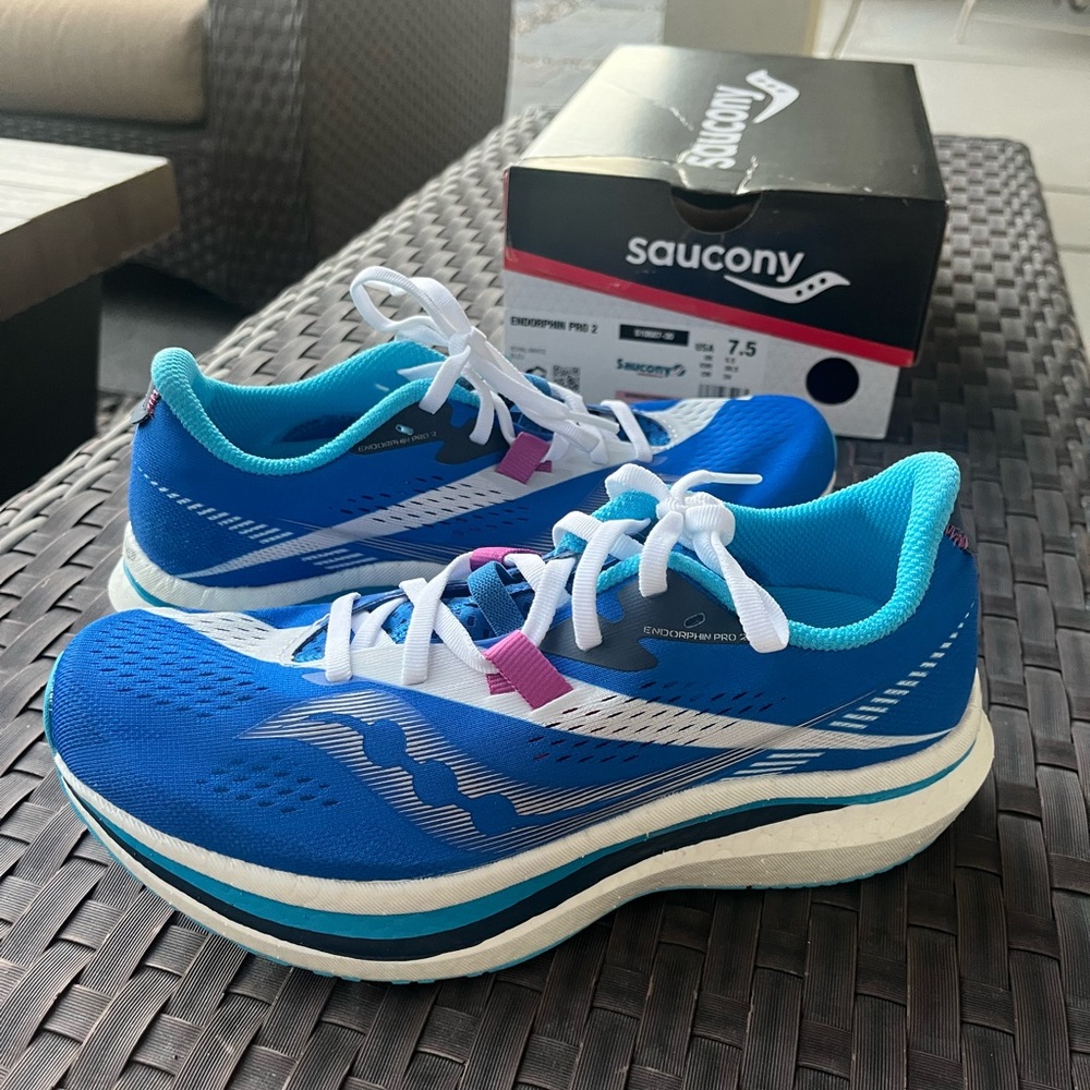 Saucony Women’s Endorphin Pro New